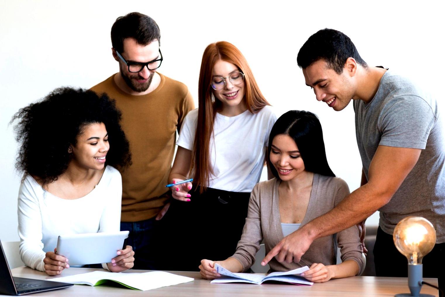 Business financial analysis workspace
