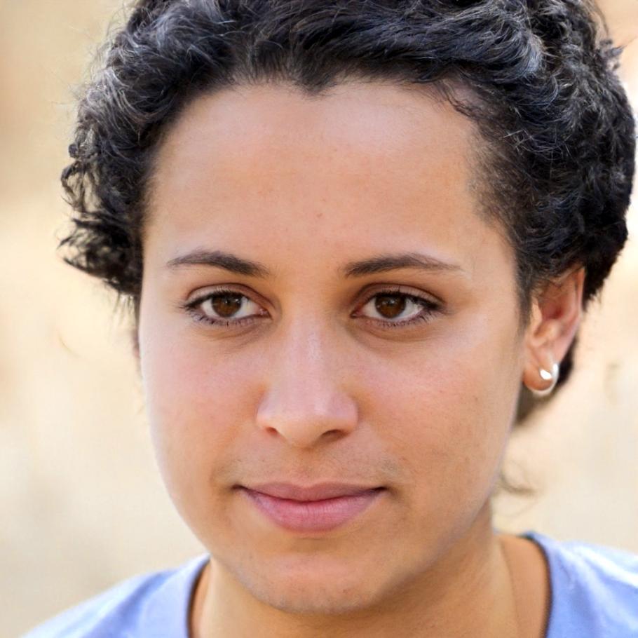 Astrid Larsen - Founder and Financial Education Director